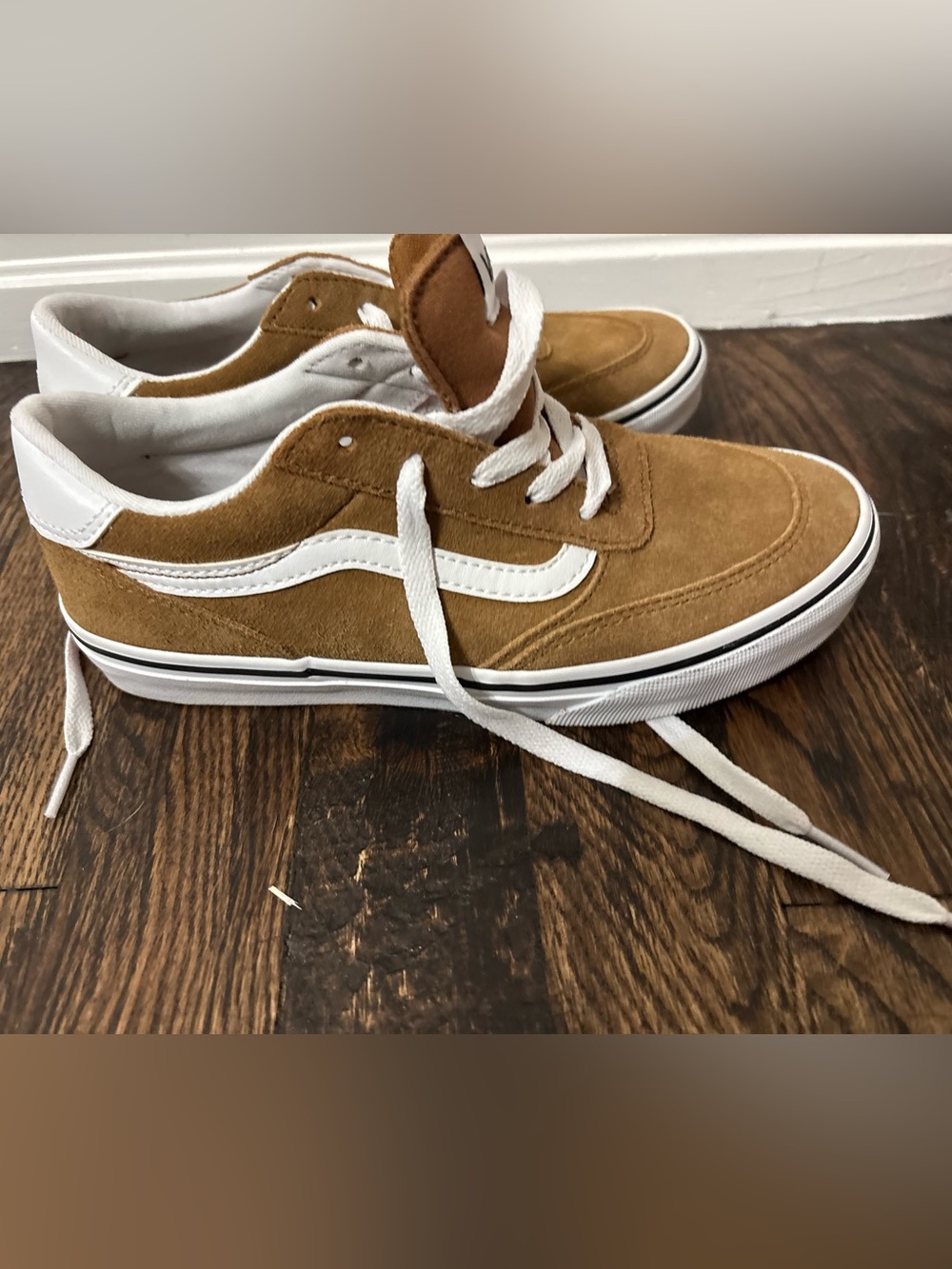 Vans Old Skool Suede Sneakers in Brown and White - Size 4y